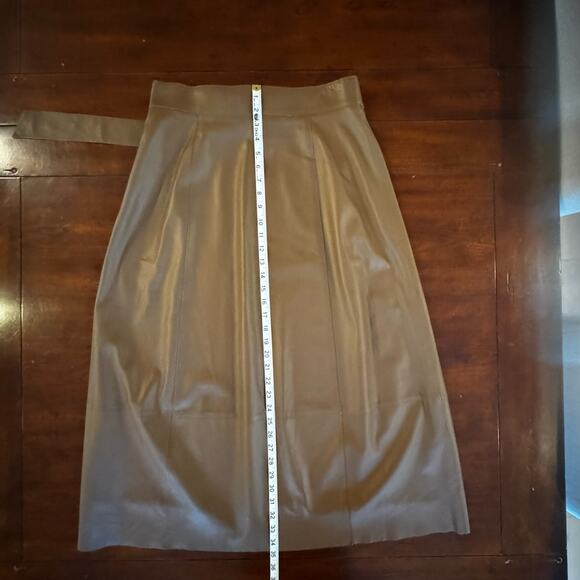 Vince Midi Skirt Tan Belted Lamb Leather A-line High Waist Luxe Minimalist Sz 10 - Picture 14 of 14